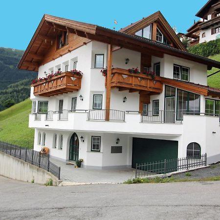 Modern Apartment In Hochgallmigg With Balcony Exterior photo